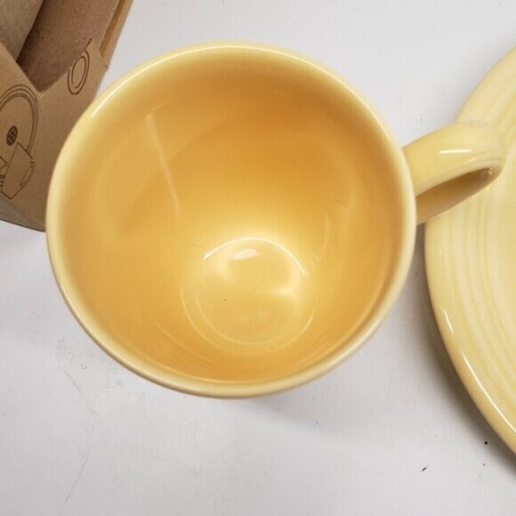 Oneida Petals Dining Set Bowl, Plate, Mug In Box Yellow Set of Three - Picture 7 of 14